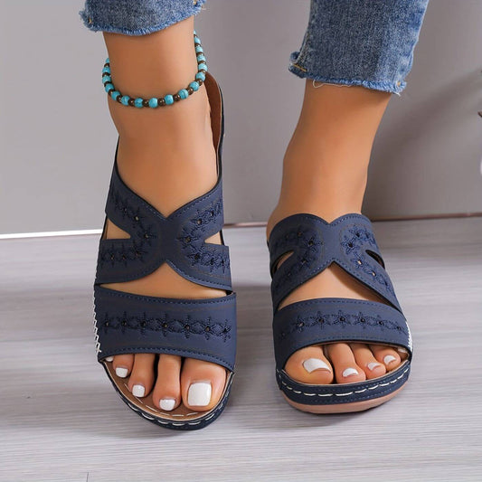 Women’s Supportive Comfort Sandals with Cushioned Sole and Secure Straps
