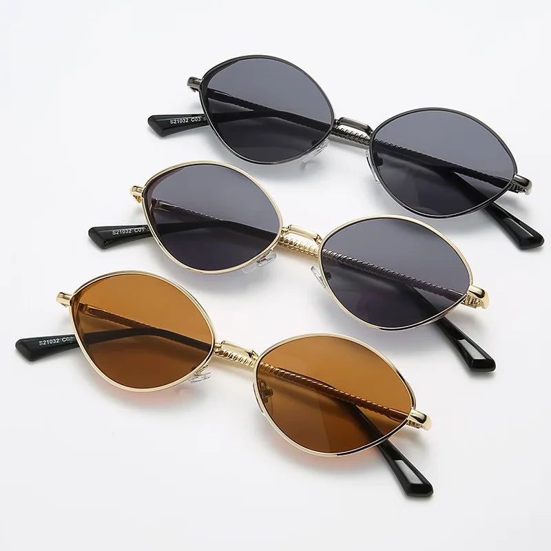 Retro Oval UV Sunglasses with Timeless Charm for Women