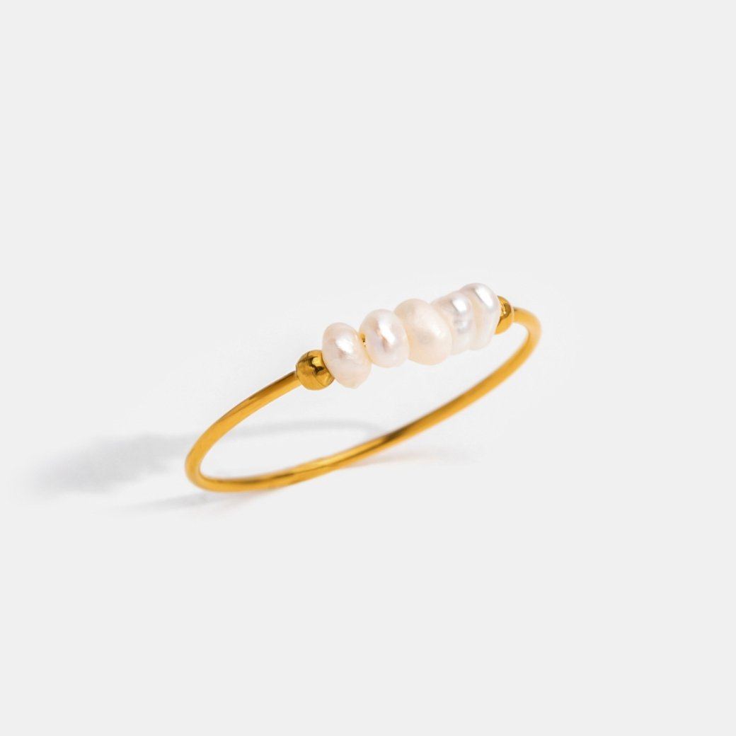 Classic Pearl Ring with Timeless Charm for Women