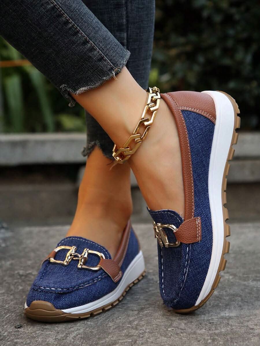 Women’s Orthopedic Loafers with Metal Detail and Cushioned Support