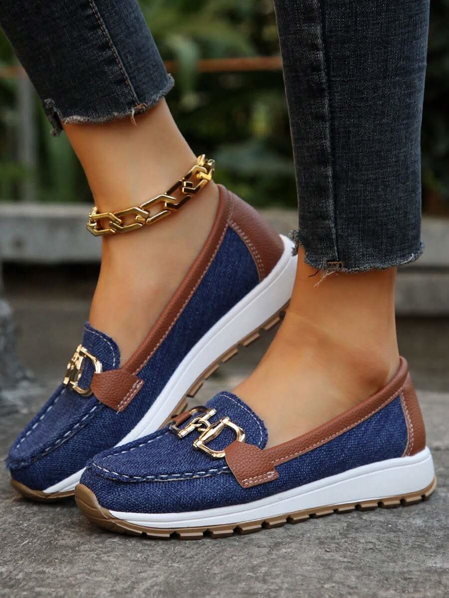 Women’s Orthopedic Loafers with Metal Detail and Cushioned Support