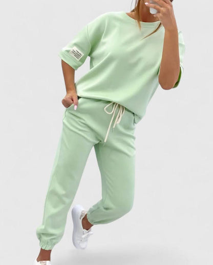 Women's Casual Two Piece Set with Short Sleeve Top and Jogger Pants