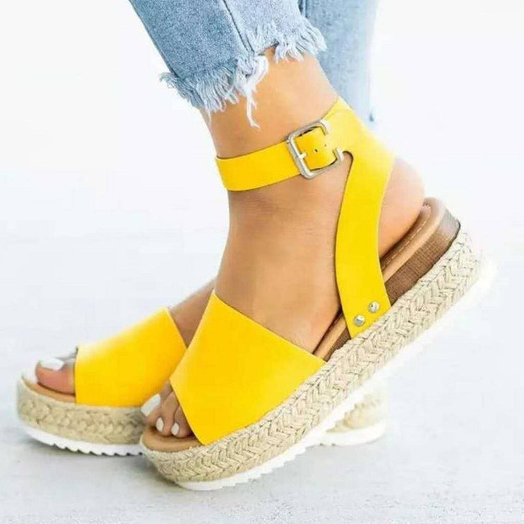 Women’s Buckle Ankle Strap Flatform Sandals with Cushioned Sole
