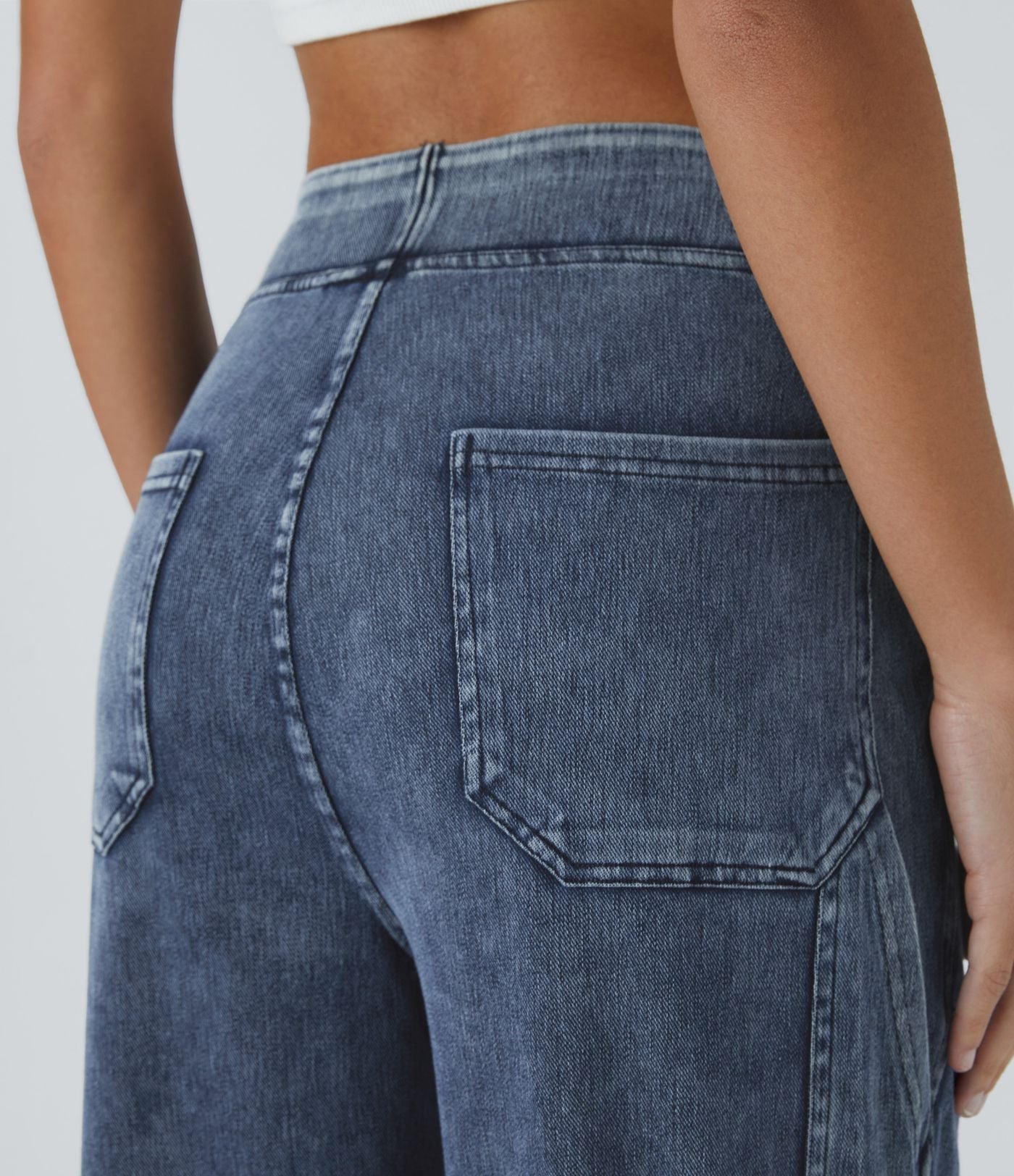 Women’s Stretch Cargo Pants with Straight Leg and Utility Pockets