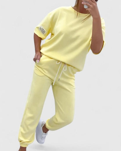 Women's Casual Two Piece Set with Short Sleeve Top and Jogger Pants