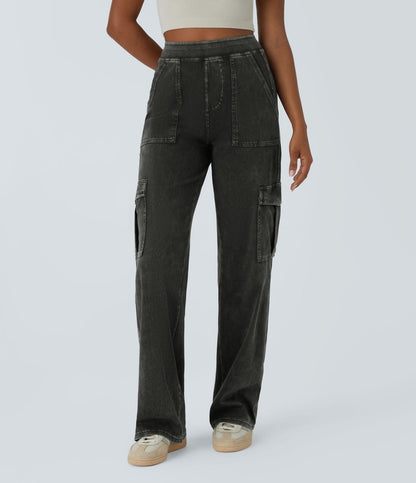 Women’s Stretch Cargo Pants with Straight Leg and Utility Pockets