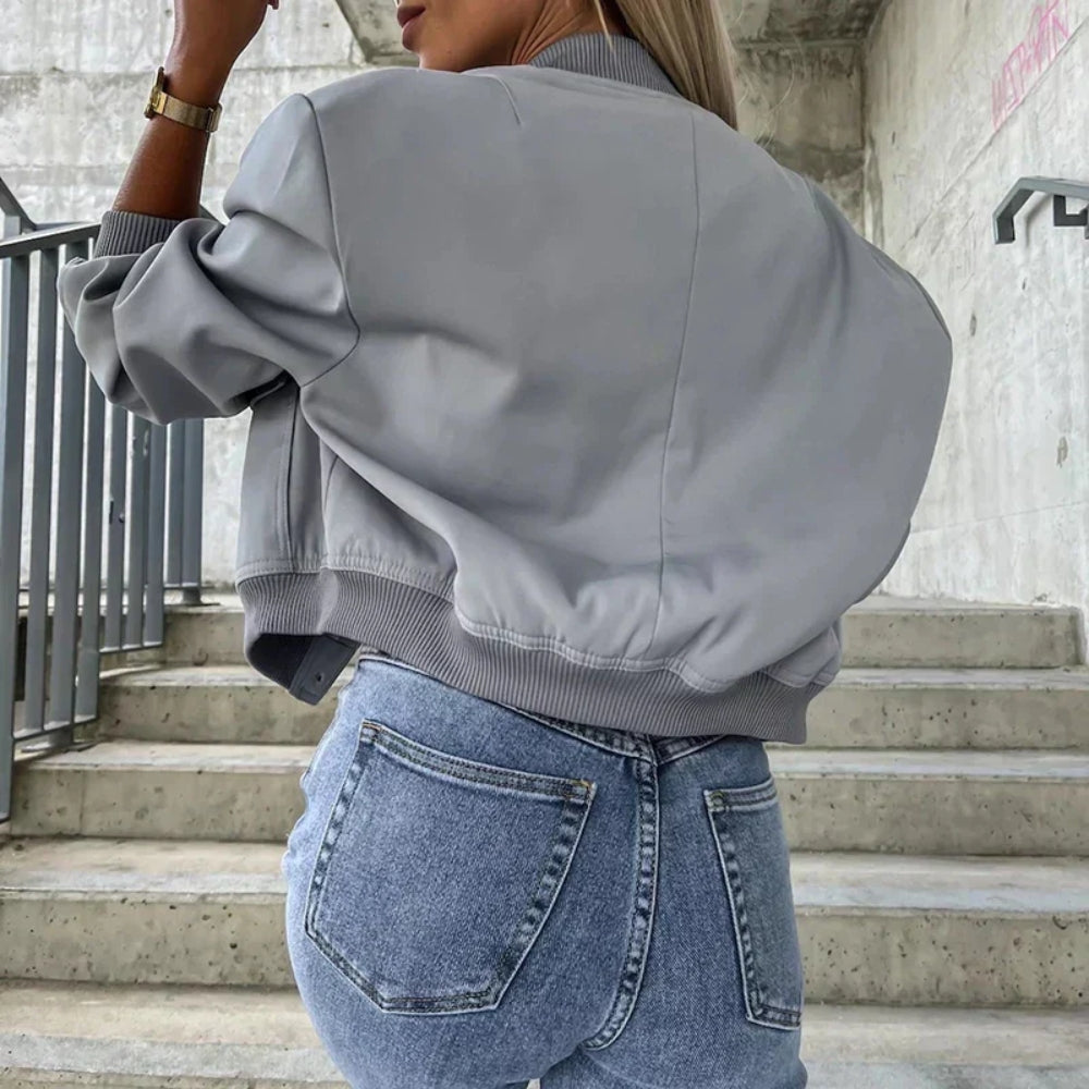 Minimalistische Jacke mit Knöpfen Damen
