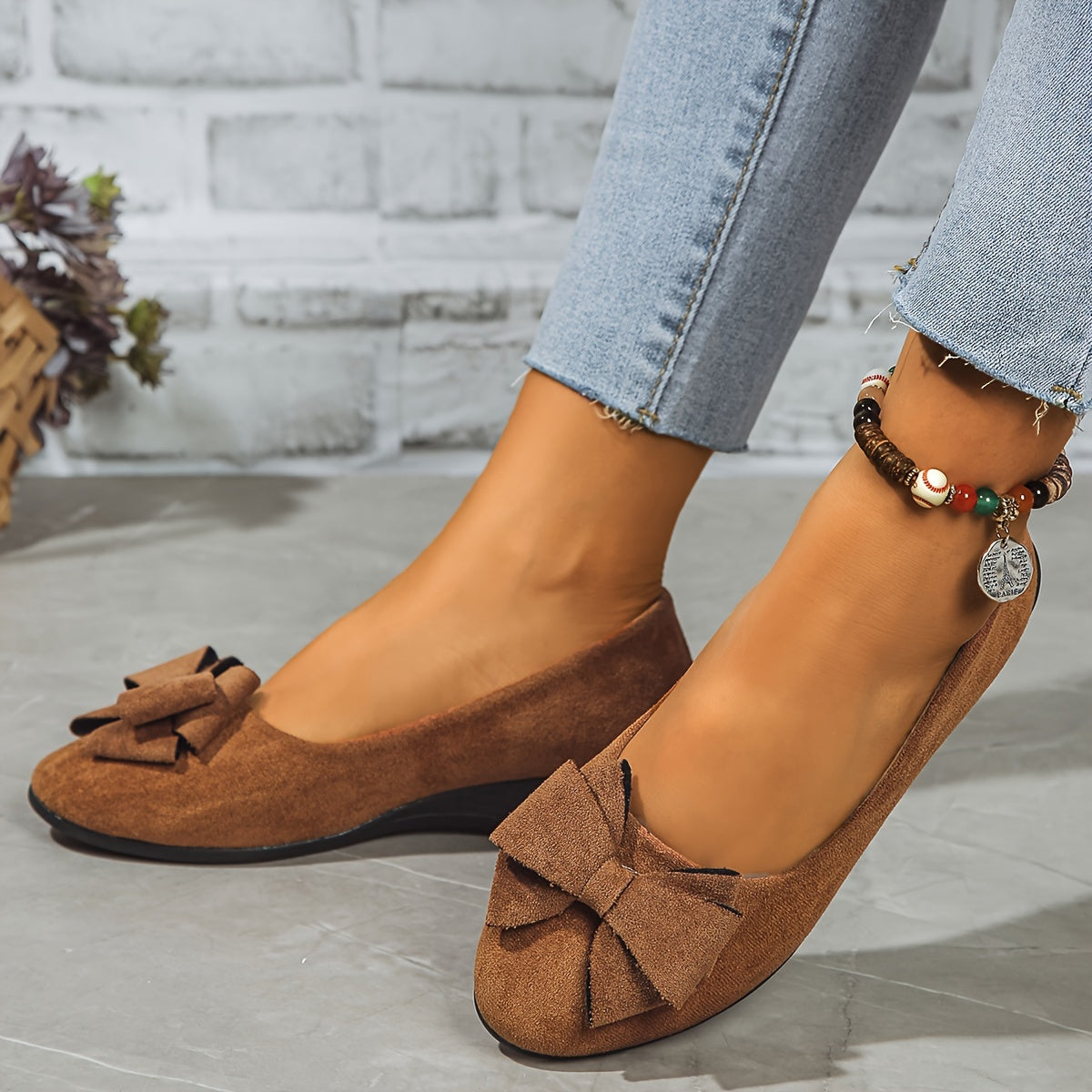Women’s Comfortable Ballet Flats with Bow Detail