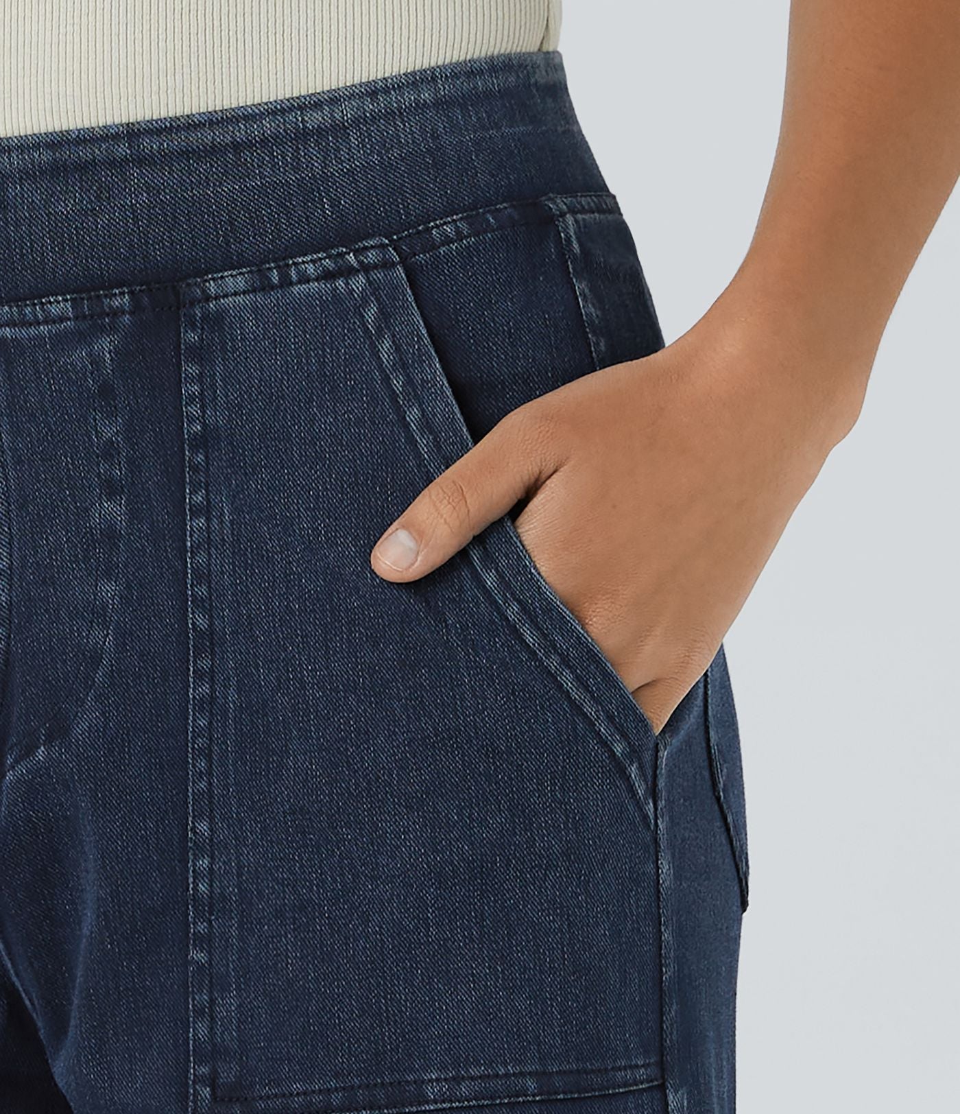 Women’s Stretch Cargo Pants with Straight Leg and Utility Pockets