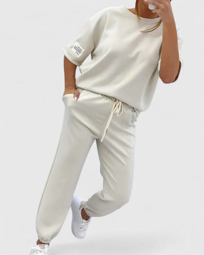 Women's Casual Two Piece Set with Short Sleeve Top and Jogger Pants