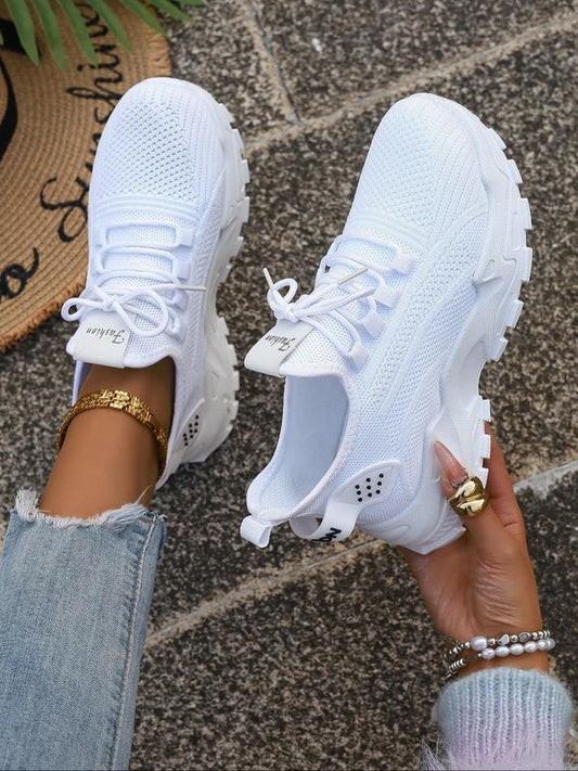 Women’s Lightweight Running Shoes with Cushioned Sole and Breathable Design