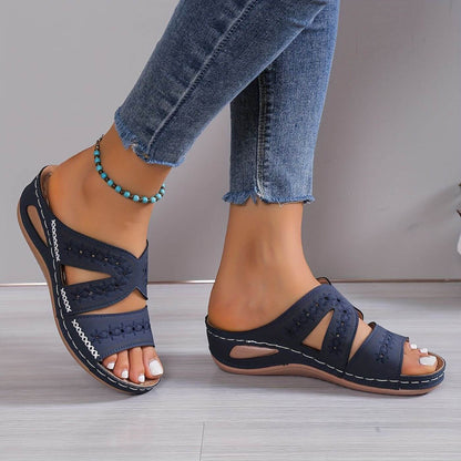 Women’s Supportive Comfort Sandals with Cushioned Sole and Secure Straps