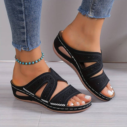 Women’s Supportive Comfort Sandals with Cushioned Sole and Secure Straps