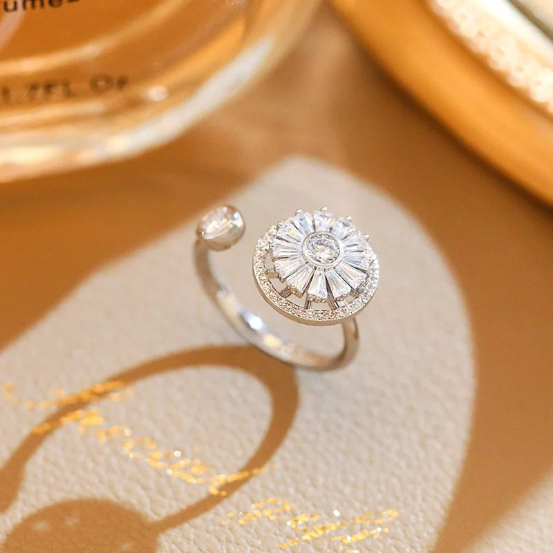 Elegant Adjustable Zirconia Spinner Ring for Women