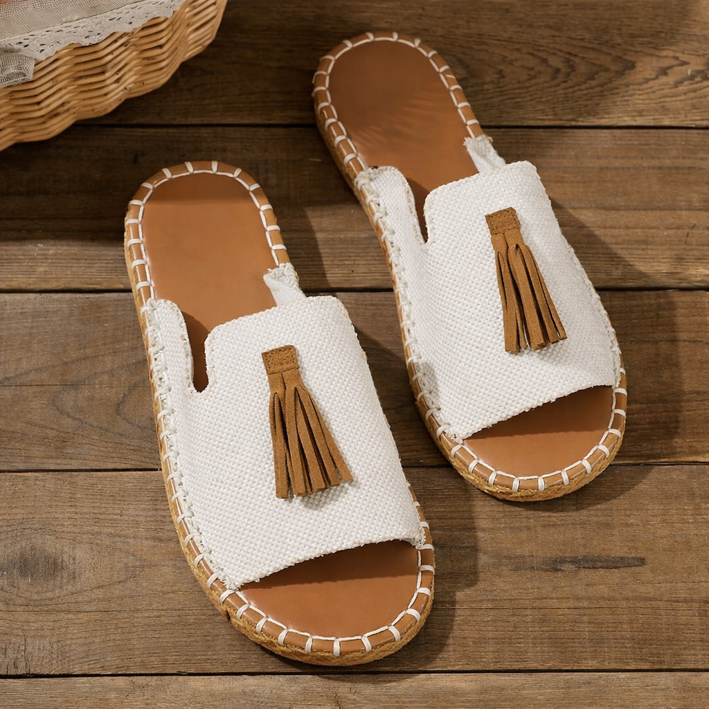 Women's Flat Sandals with Adjustable Straps and Cushioned Insole
