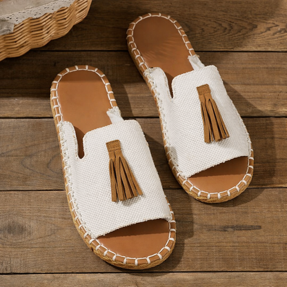 Women's Flat Sandals with Adjustable Straps and Cushioned Insole