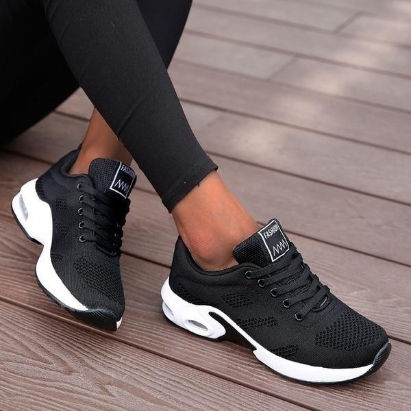 Women’s Breathable Running Shoes with Cushioned Sole and Lightweight Support