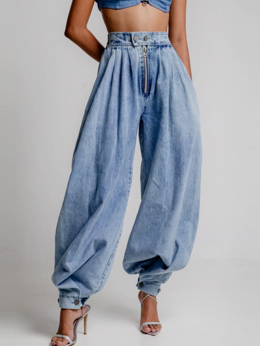 Women’s High Waist Balloon Jeans with Pleated Wide Leg Fit