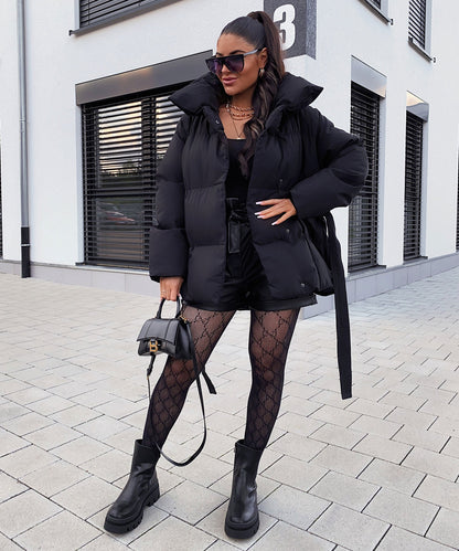 Gesteppte Jacke mit Gürtel und Hohem Kragen für Winter Damen