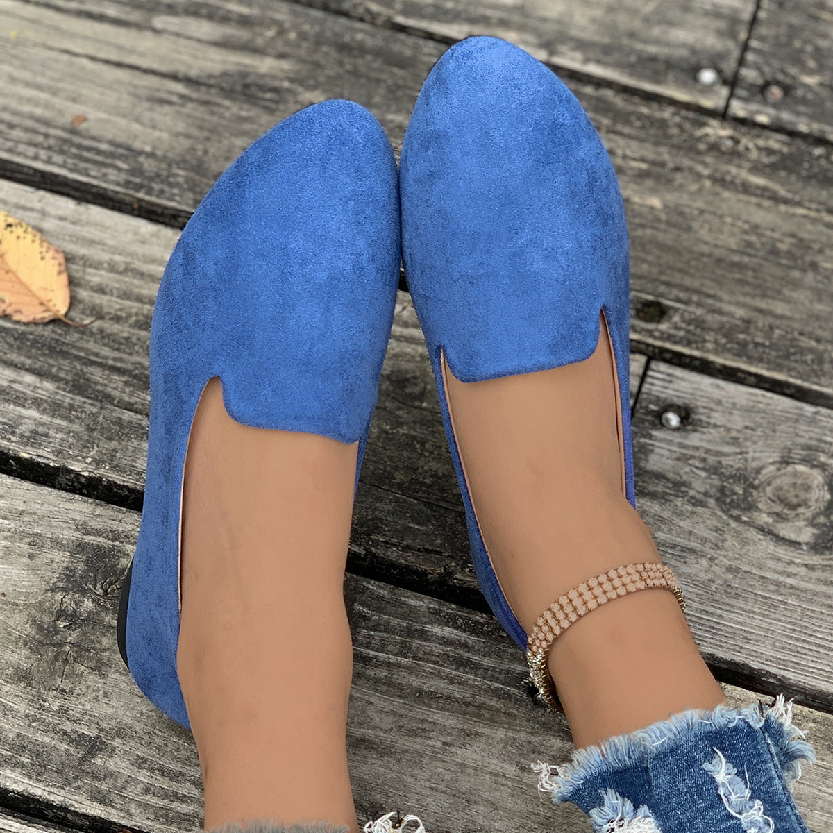Women’s Pointed Toe Flat Shoes with Slip On Design and Lightweight Comfort