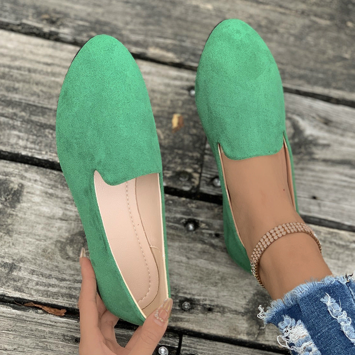 Women’s Pointed Toe Flat Shoes with Slip On Design and Lightweight Comfort