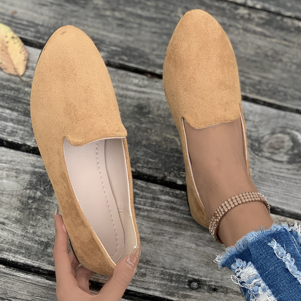 Women’s Pointed Toe Flat Shoes with Slip On Design and Lightweight Comfort