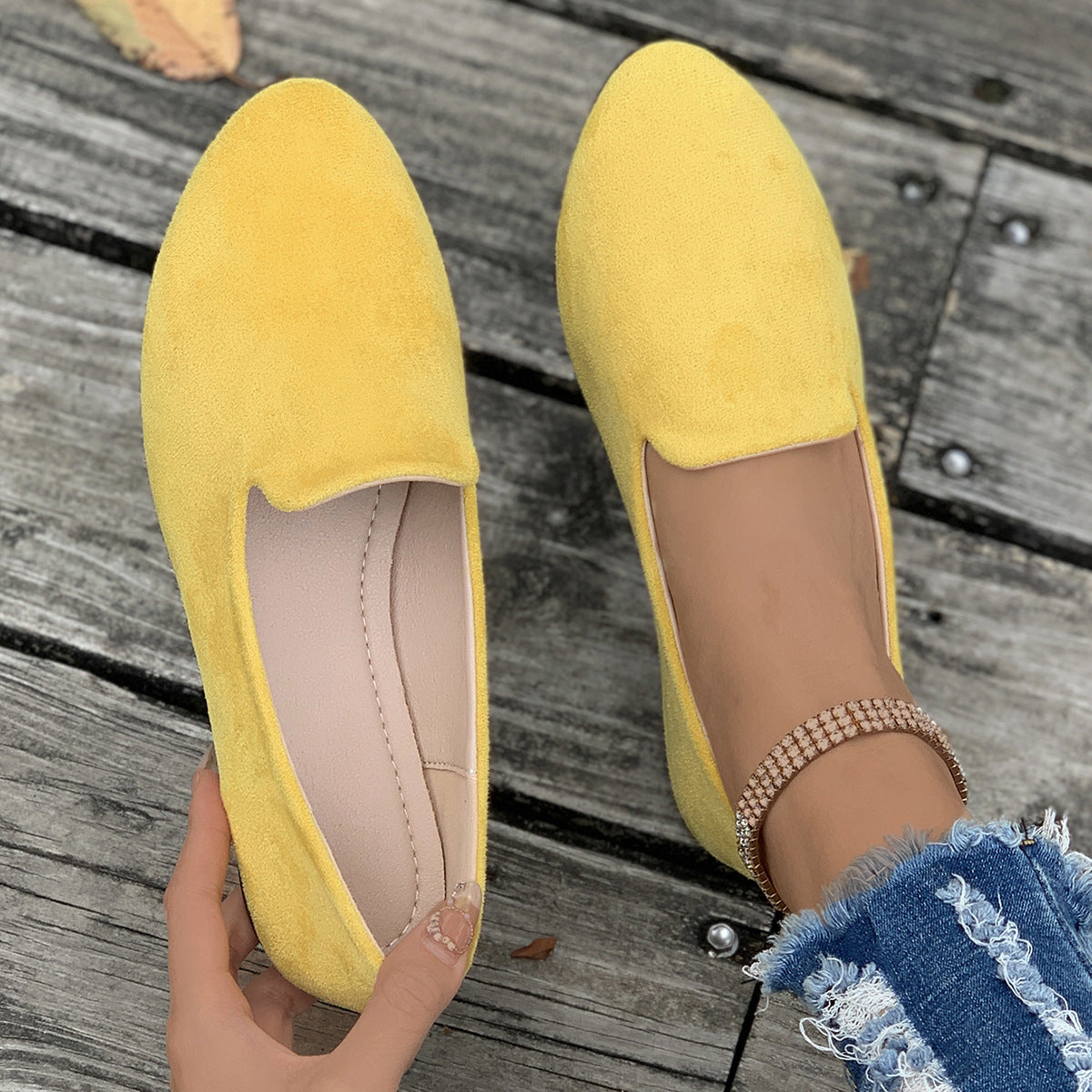 Women’s Pointed Toe Flat Shoes with Slip On Design and Lightweight Comfort