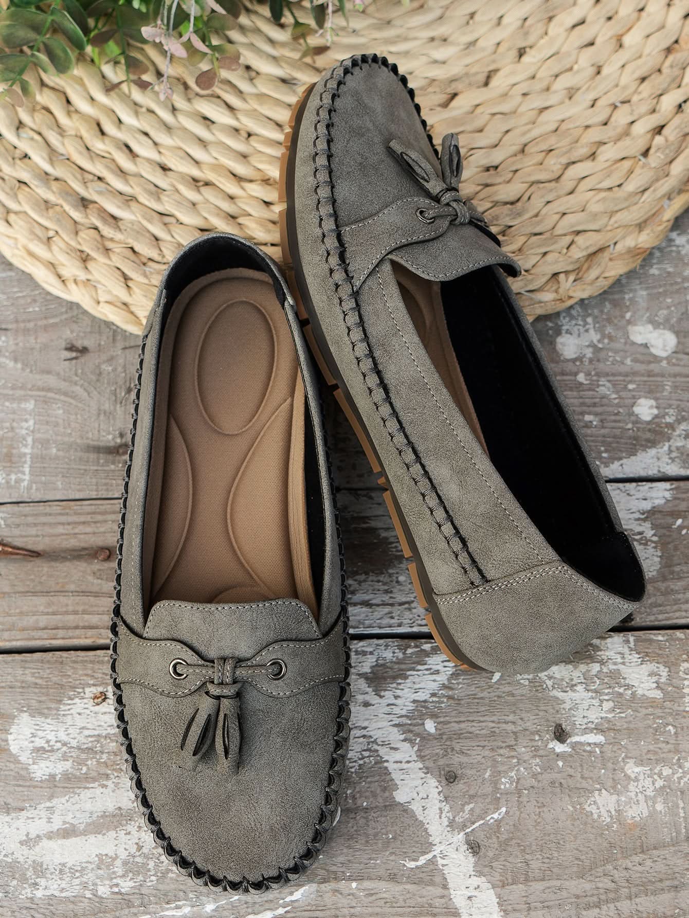 Women’s Orthopedic Moccasin Loafers with Bow Detail and Cushioned Sole