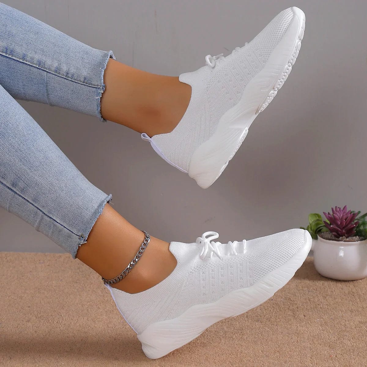 Women's Orthopedic Sneakers with Arch Support and Non-Slip Sole