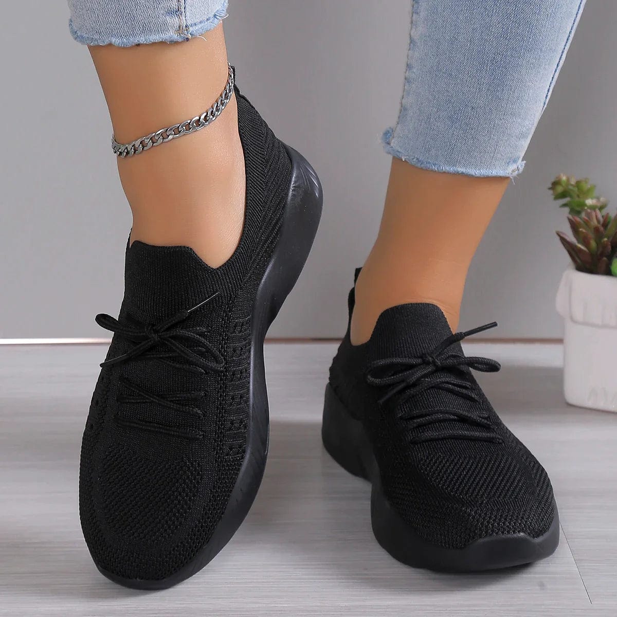 Women's Orthopedic Sneakers with Arch Support and Non-Slip Sole