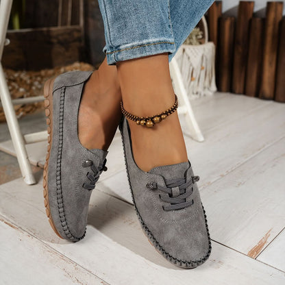 Women’s Soft Moccasin Shoes with Cushioned Sole and Breathable Upper