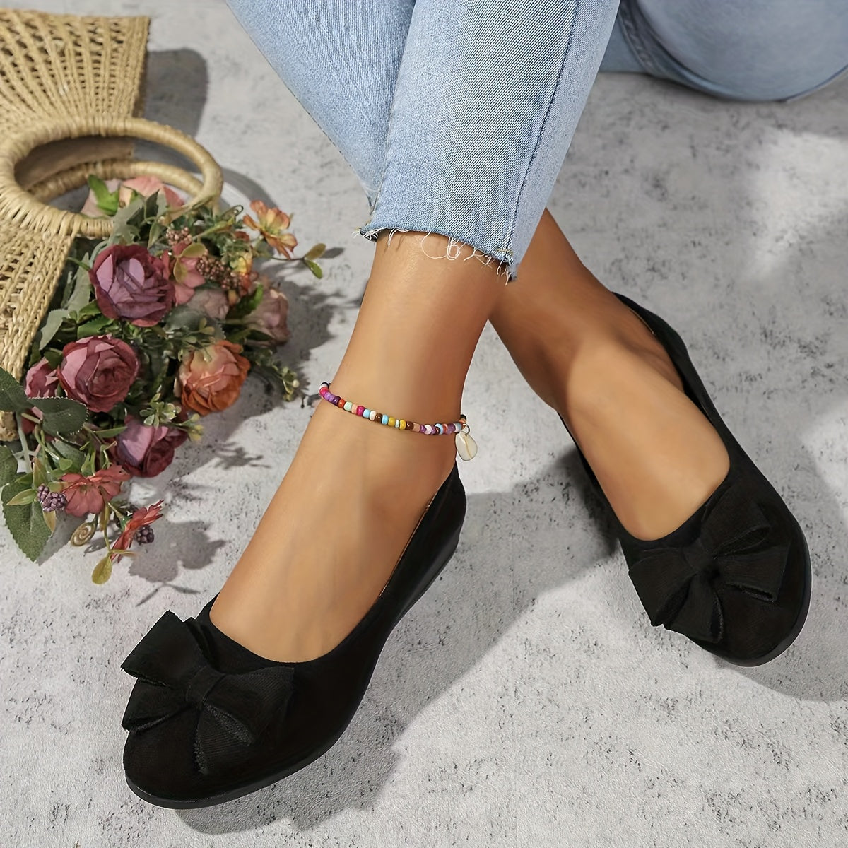 Women’s Comfortable Ballet Flats with Bow Detail