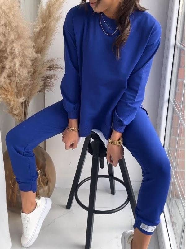 Women's Comfortable Loungewear Set with Sweatshirt and Jogger Pants