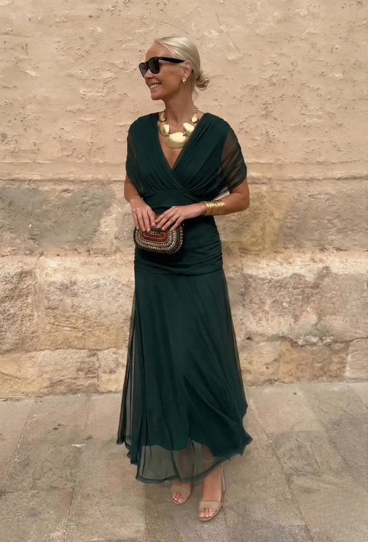 Women's Elegant Maxi Dress with V-Neck and Flowing Fit