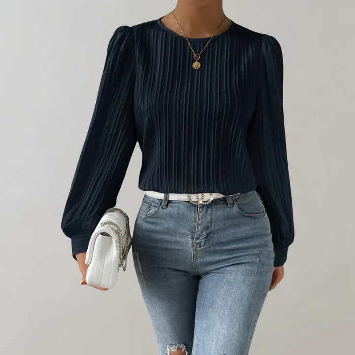 Elegant Blouse for a Refined Style for Women