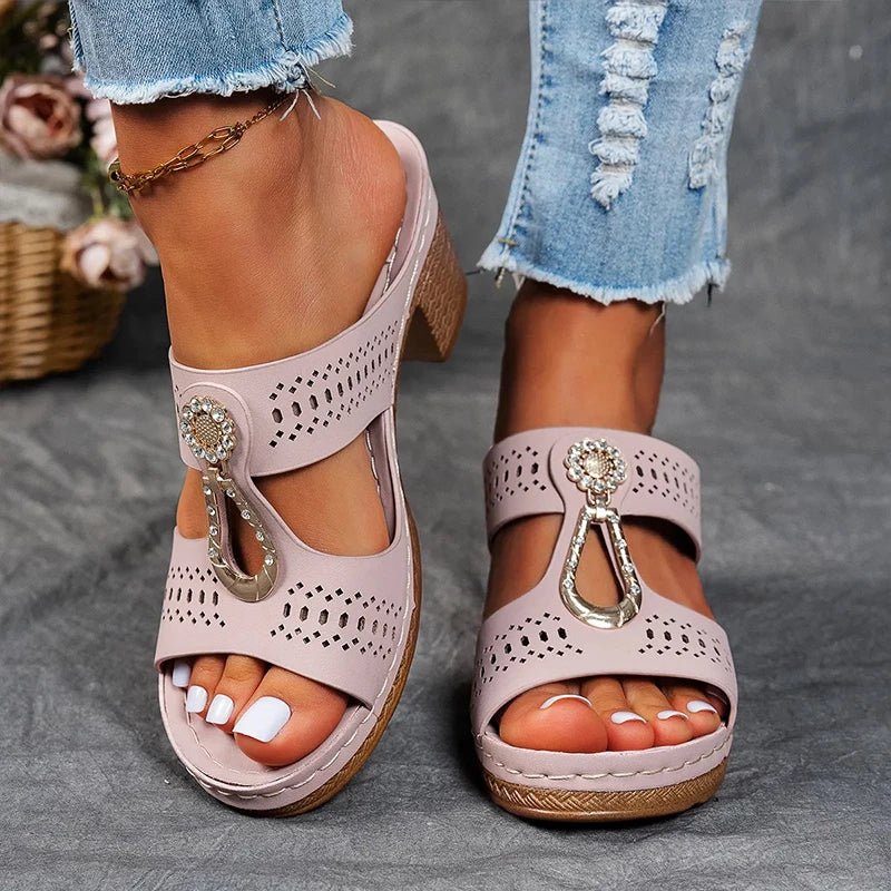 Women’s Orthopedic Heeled Sandals with Buckle Strap and Cushioned Support