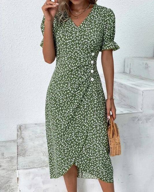 Elegant Floral Dress With Flattering Timeless Fit for Women