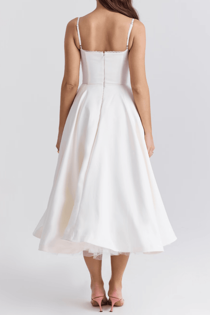 Women’s Sleeveless Midi Dress with Structured Bodice and Flared Skirt
